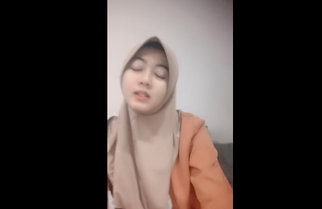 Avoid Now Abg Indo Viral Menggenggam Harapan Di Setiap Ciuman